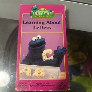Learning About Letters (VHS, 1986) Vintage Sesame Street Home Video